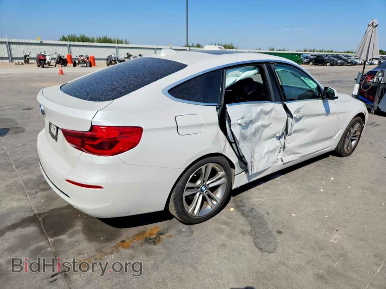 2018 BMW 3 SERIES - VIN: WBA8Z9C55JG828362 - Photo 3