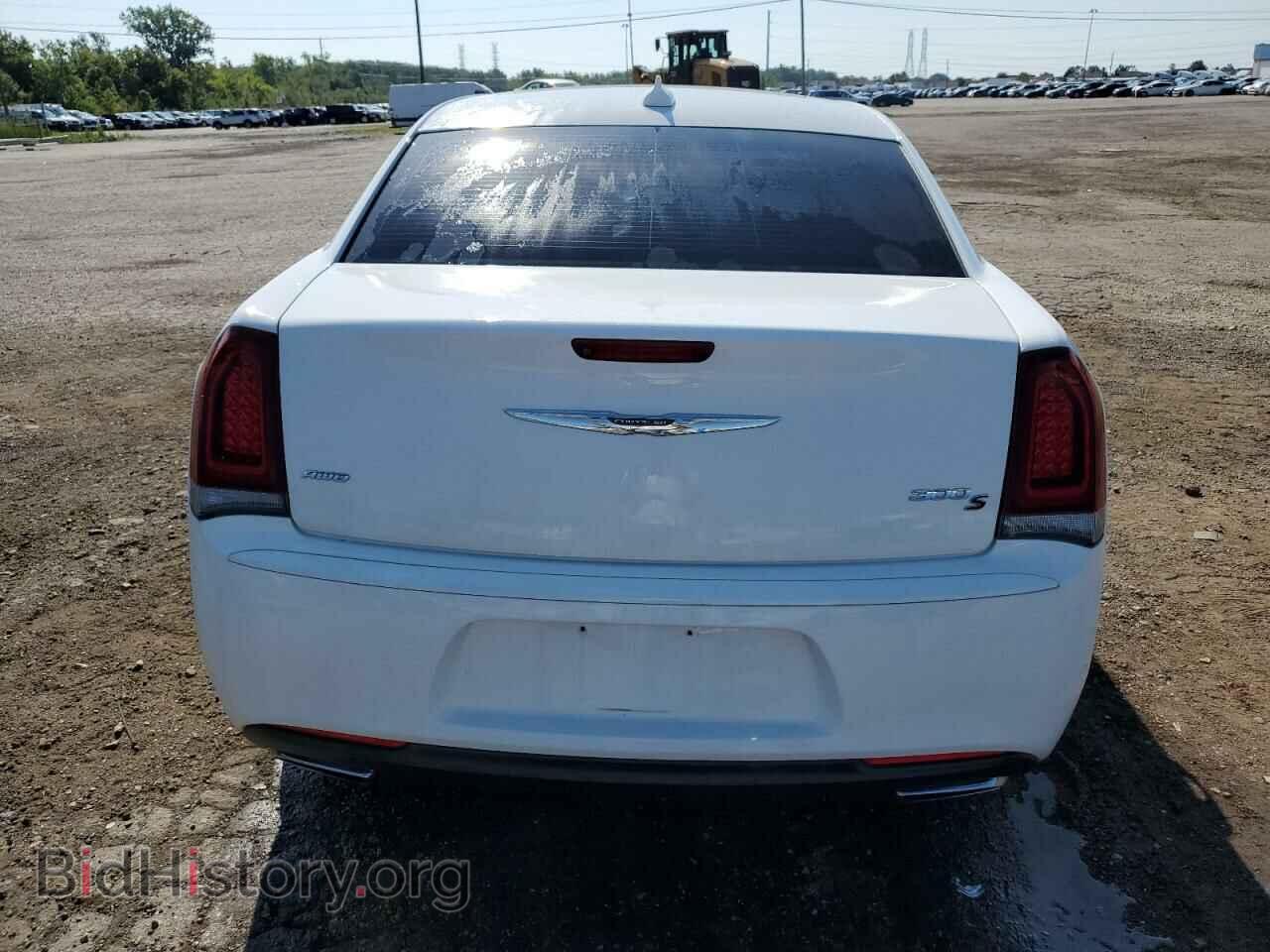 2015 CHRYSLER 300 - VIN: 2C3CCAGG3FH767489 - Фото 6