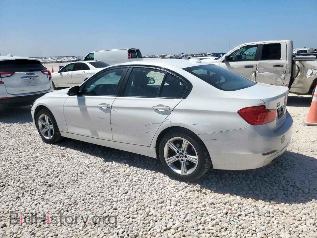 2014 BMW 3 SERIES - VIN: WBA3B5C53EF599666 - Фото 2