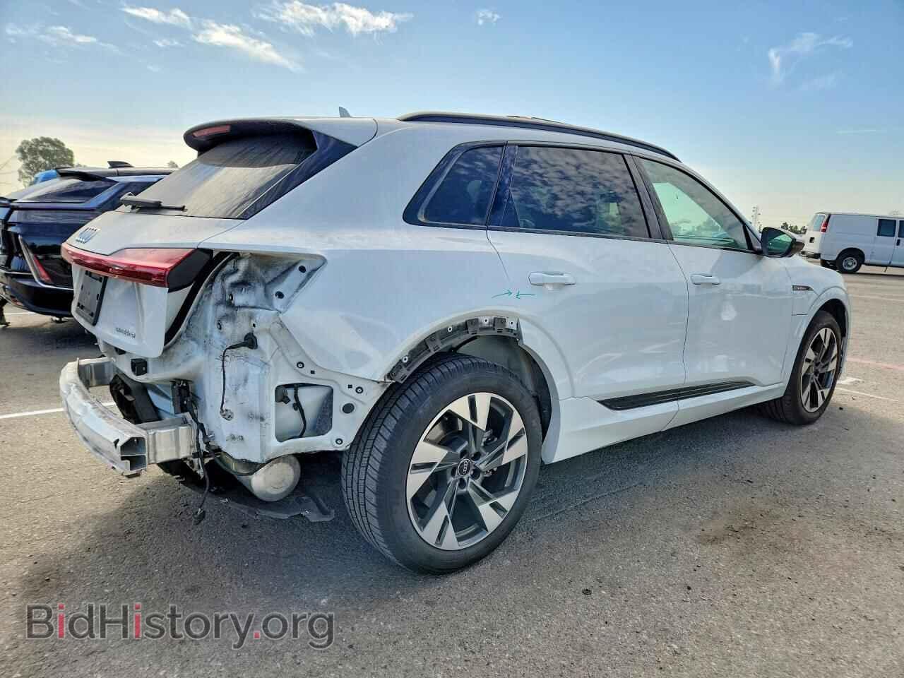2021 AUDI E-TRON - VIN: WA1AAAGE5MB032441 - Photo 3