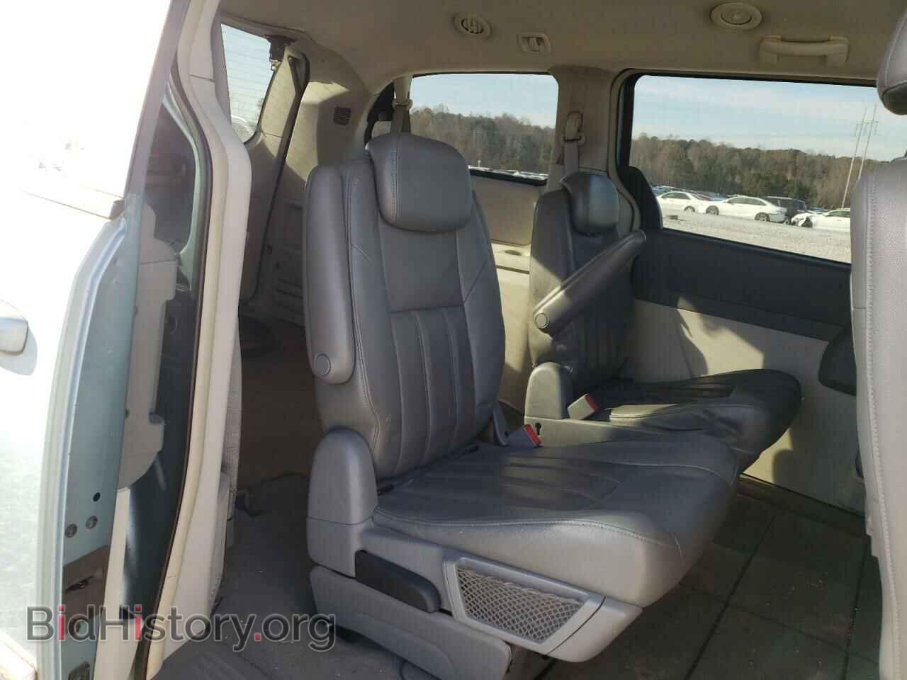 2010 CHRYSLER MINIVAN - VIN: 2A4RR5D15AR478980 - Фото 6