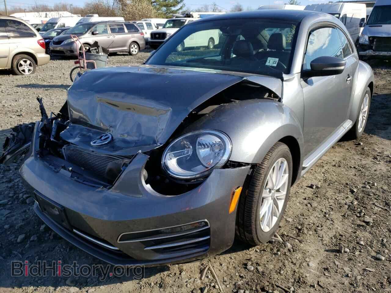 2018 VOLKSWAGEN BEETLE - VIN: 3VWJD7AT6JM700837 - Фото 2