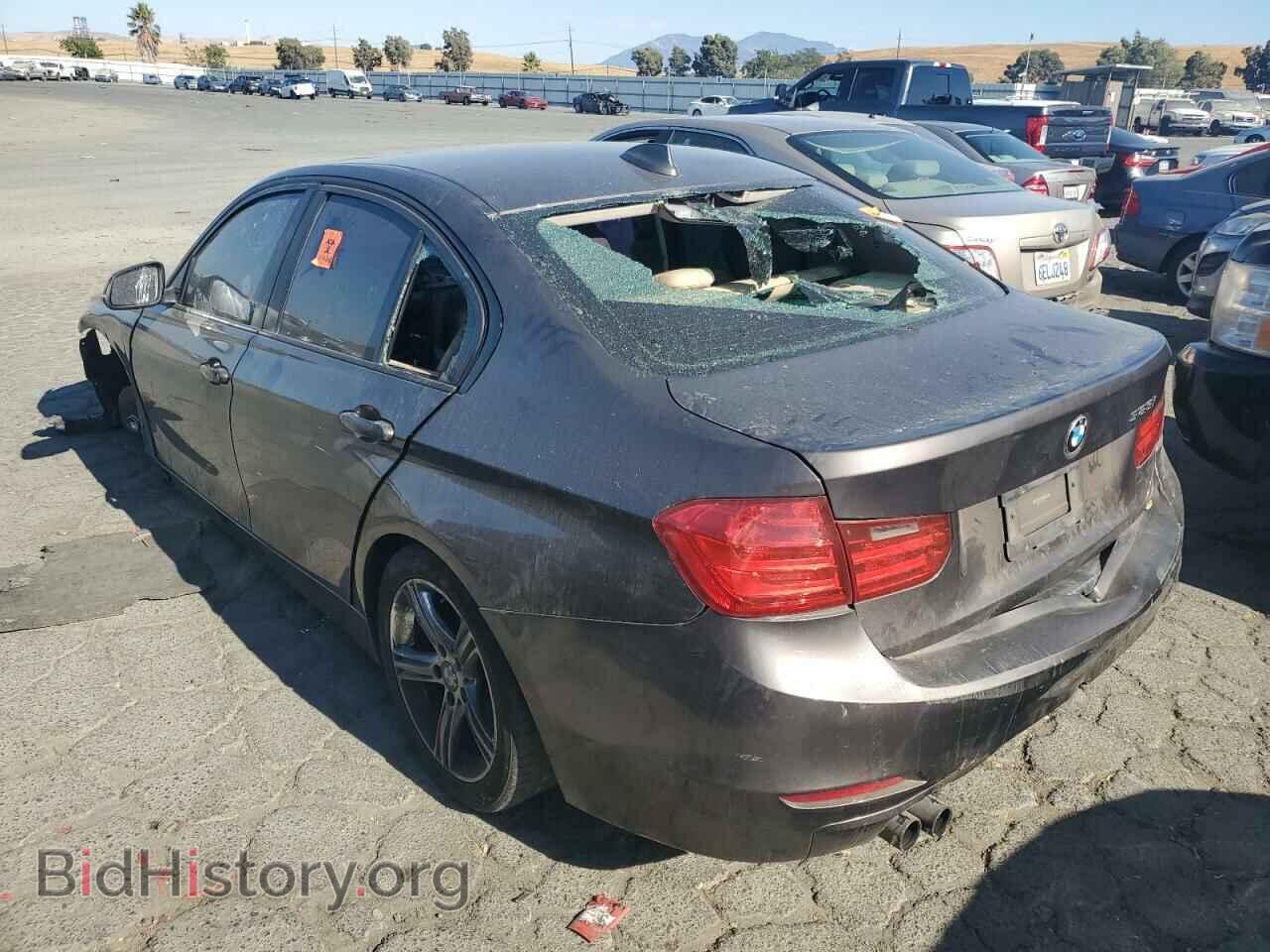 2012 BMW 3 SERIES - VIN: WBA3A5C58CF342955 - Фото 2