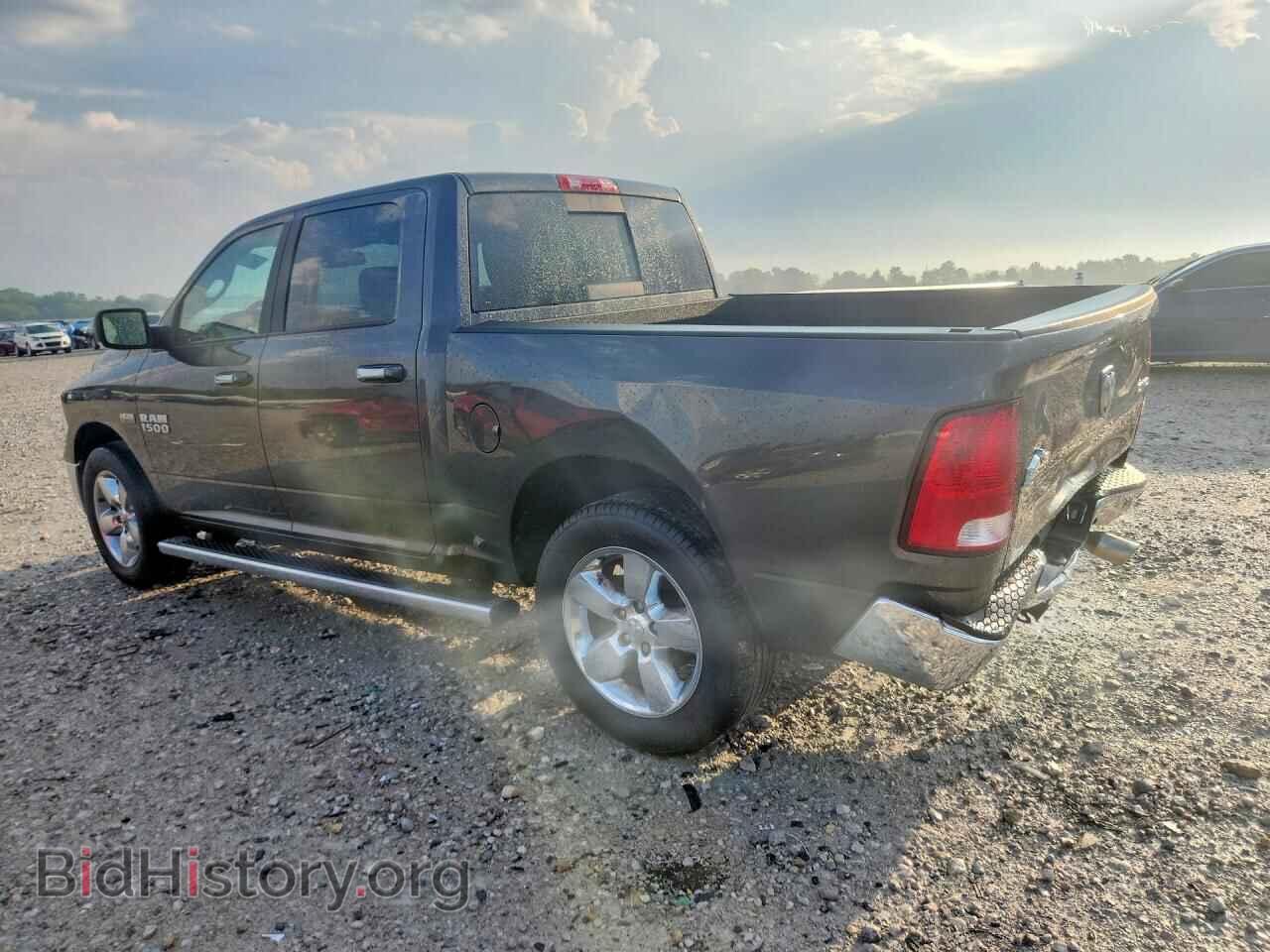 2017 RAM 1500 - VIN: 3C6RR7LT2HG735945 - Photo 2
