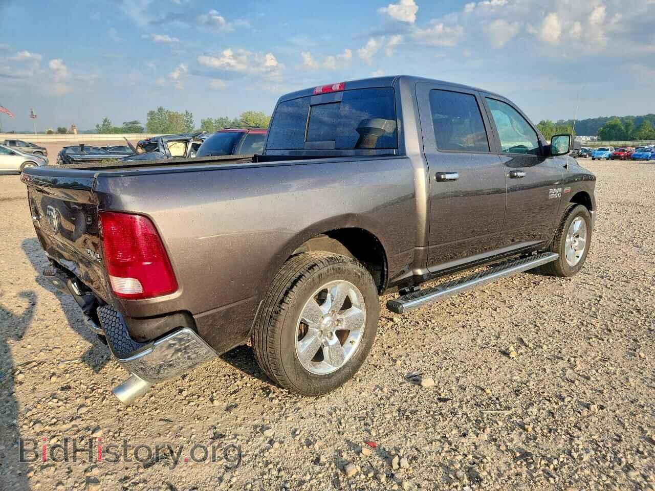 2017 RAM 1500 - VIN: 3C6RR7LT2HG735945 - Photo 3