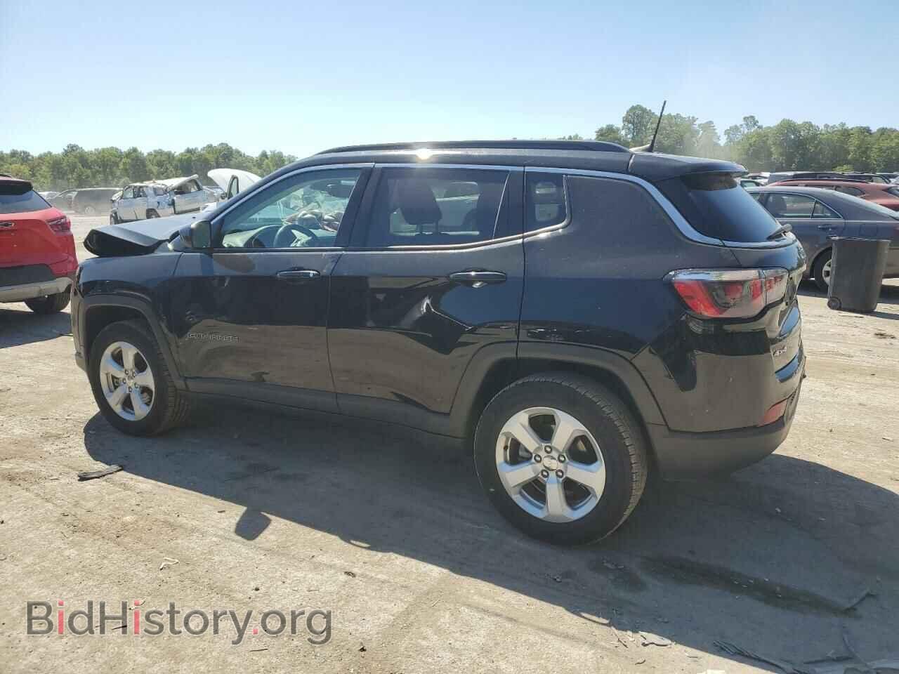 2018 JEEP COMPASS - VIN: 3C4NJDBB0JT114982 - Photo 2