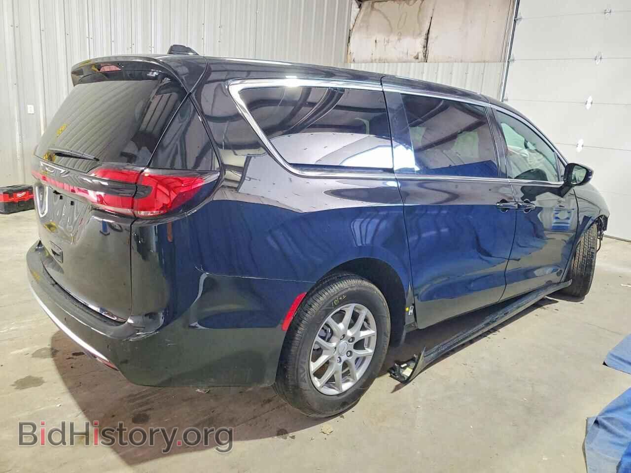 2027 CHRYSLER PACIFICA - VIN: 2C4RC1BG5VR570877 - Photo 3
