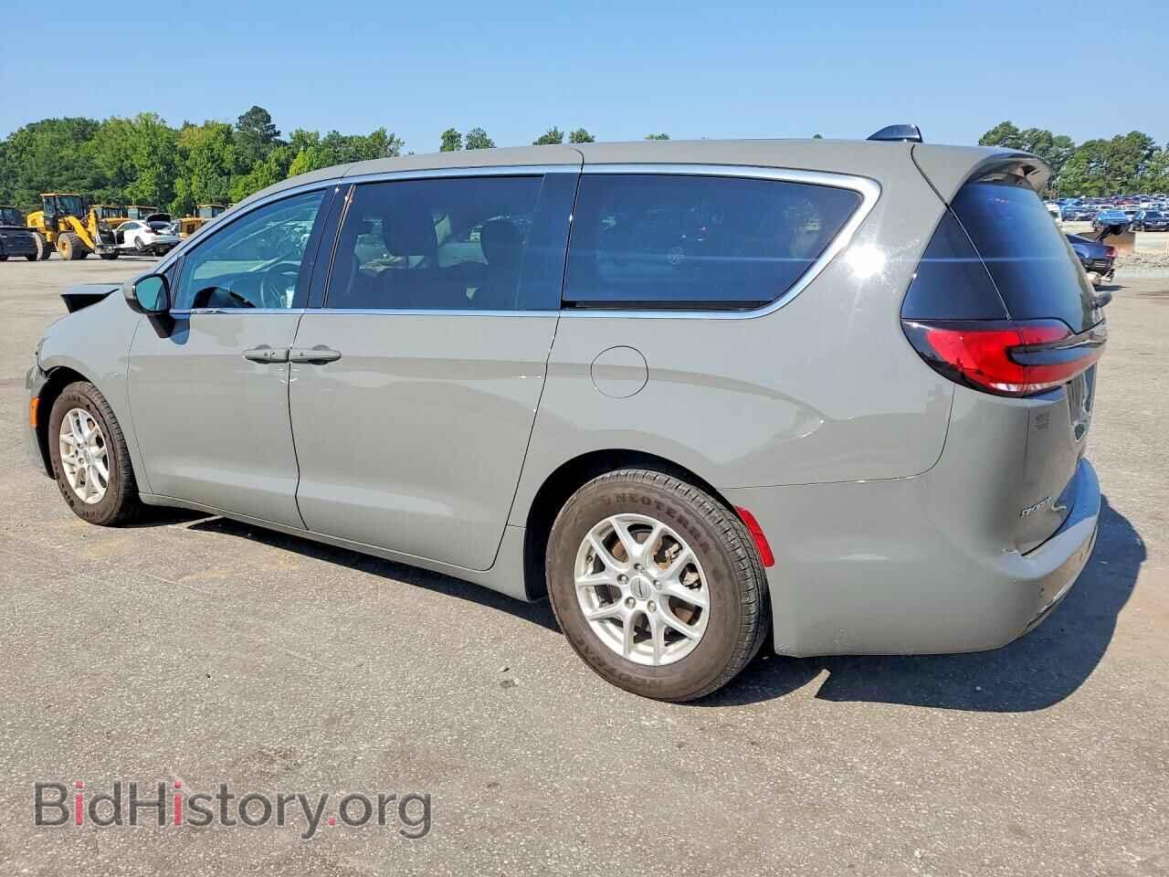 2023 CHRYSLER PACIFICA - VIN: 2C4RC1BG5PR553581 - Photo 2