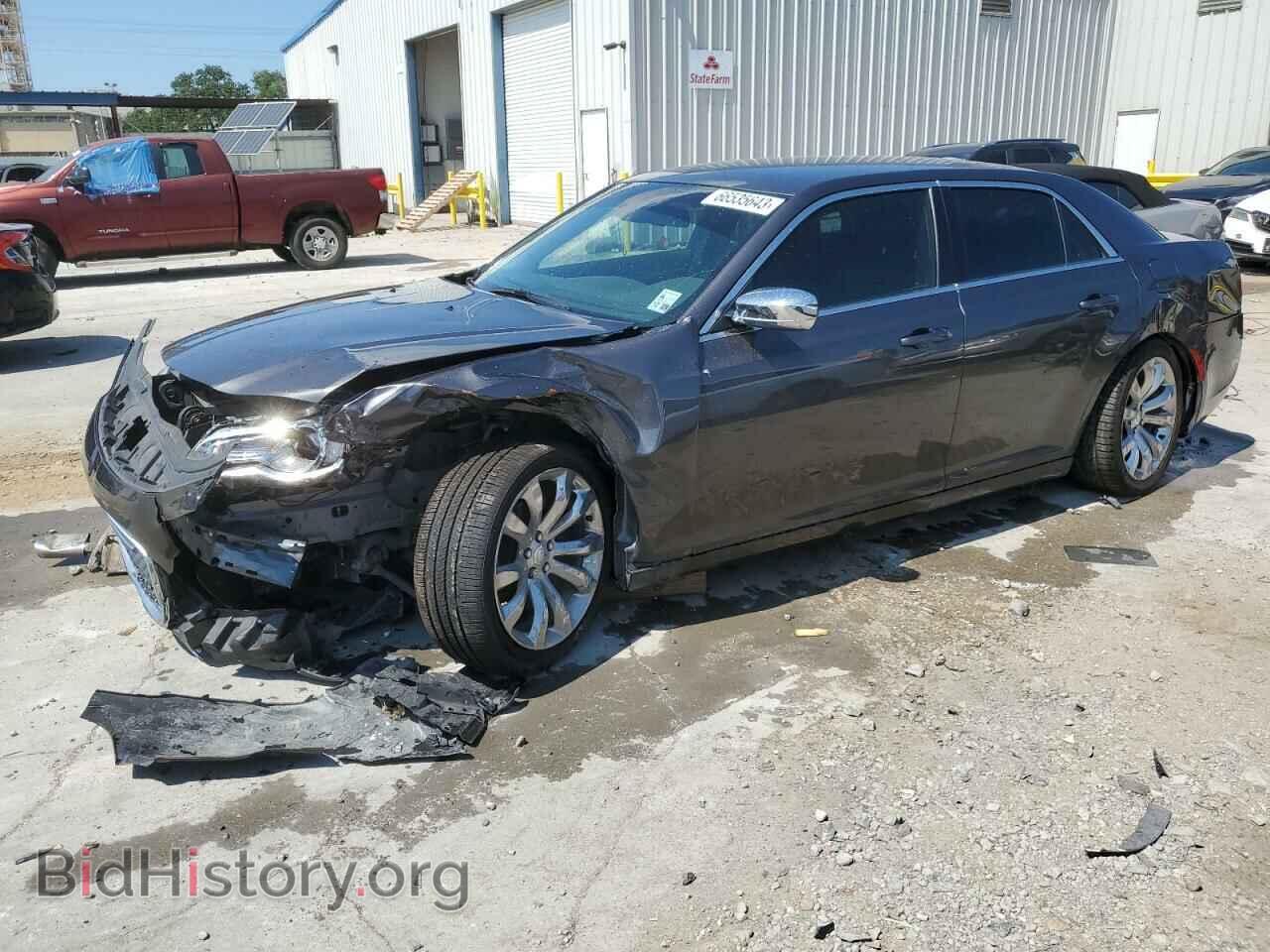 Фотография 2C3CCAAG4KH715713 - CHRYSLER 300 2019