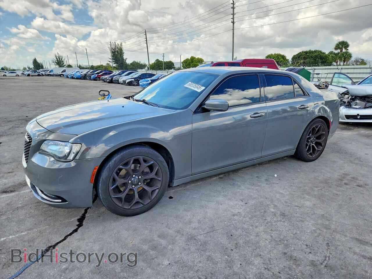 Фотография 2C3CCABG1KH589695 - CHRYSLER 300 2019