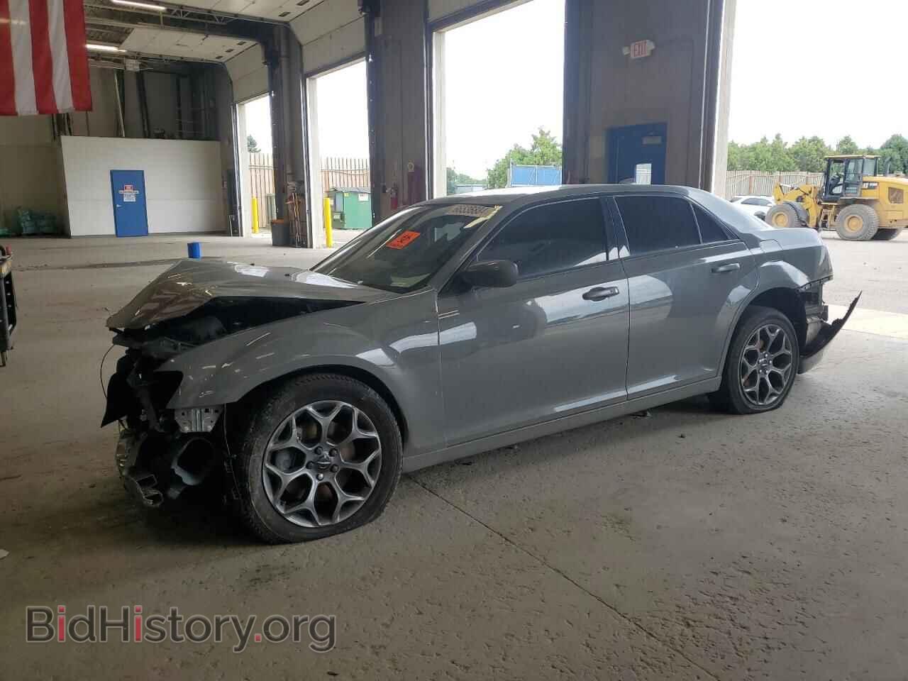 Фотография 2C3CCAGG8JH149643 - CHRYSLER 300 2018