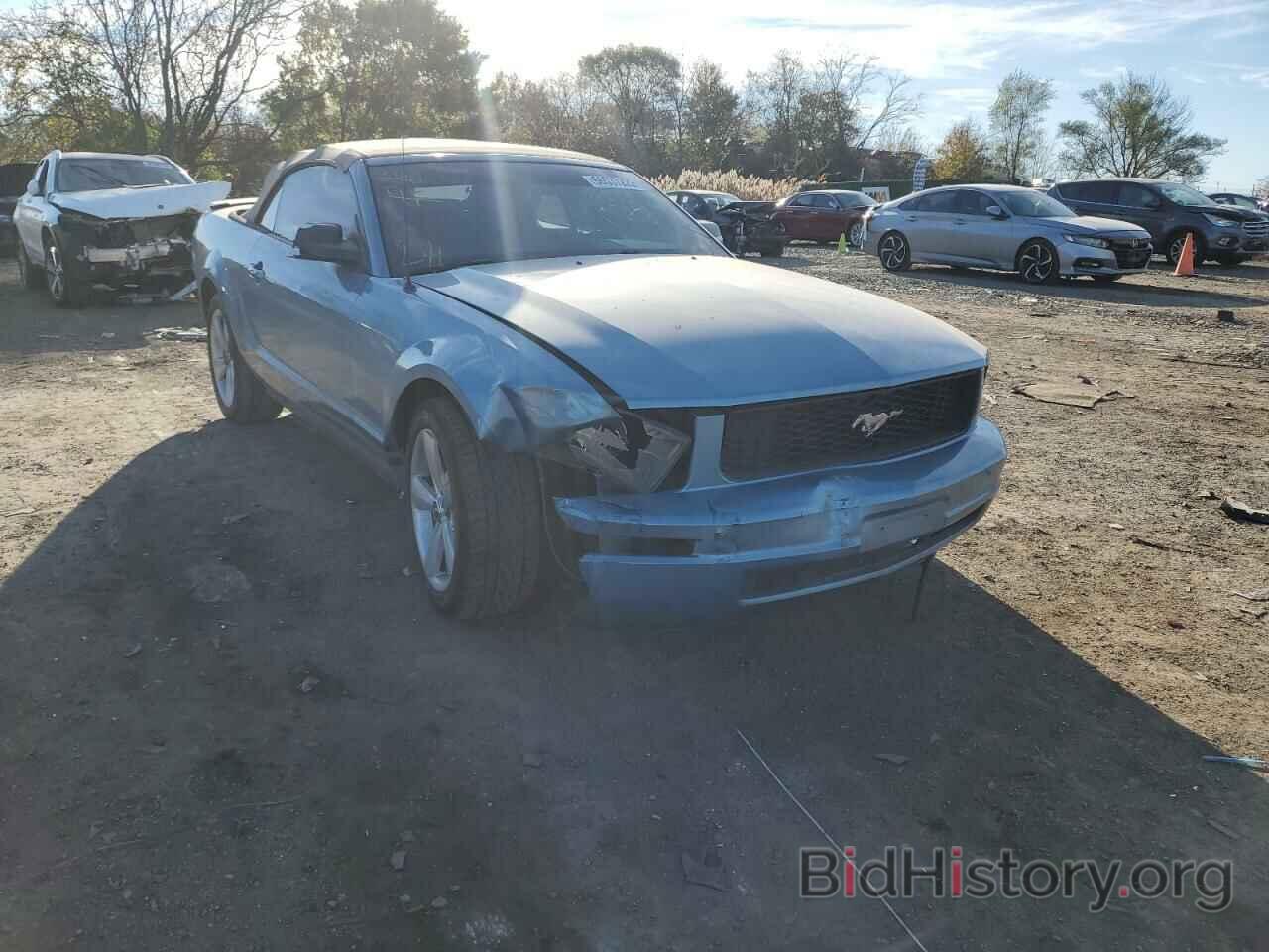 Photo 1ZVFT84N775307729 - FORD MUSTANG 2007