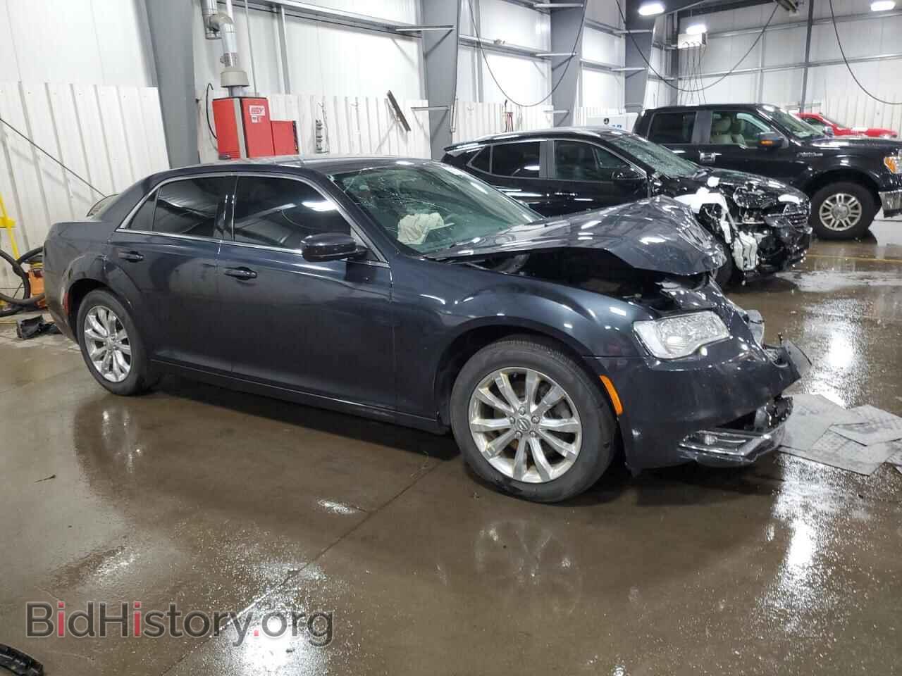 2017 CHRYSLER 300 - VIN: 2C3CCARG3HH587087 - Фото 4