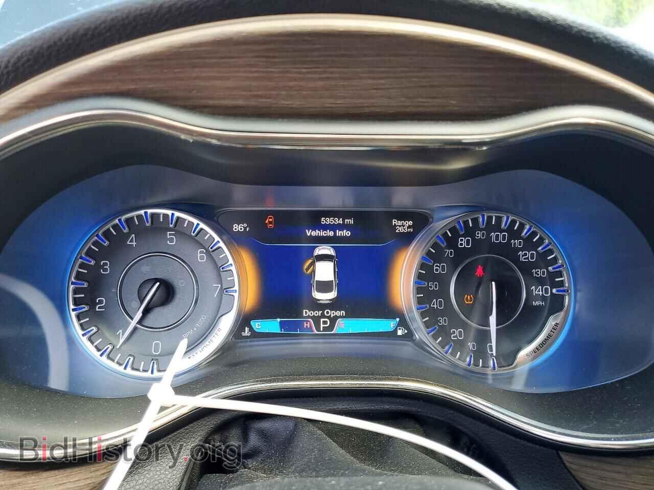 2015 CHRYSLER 200 - VIN: 1C3CCCEG3FN542866 - Photo 9
