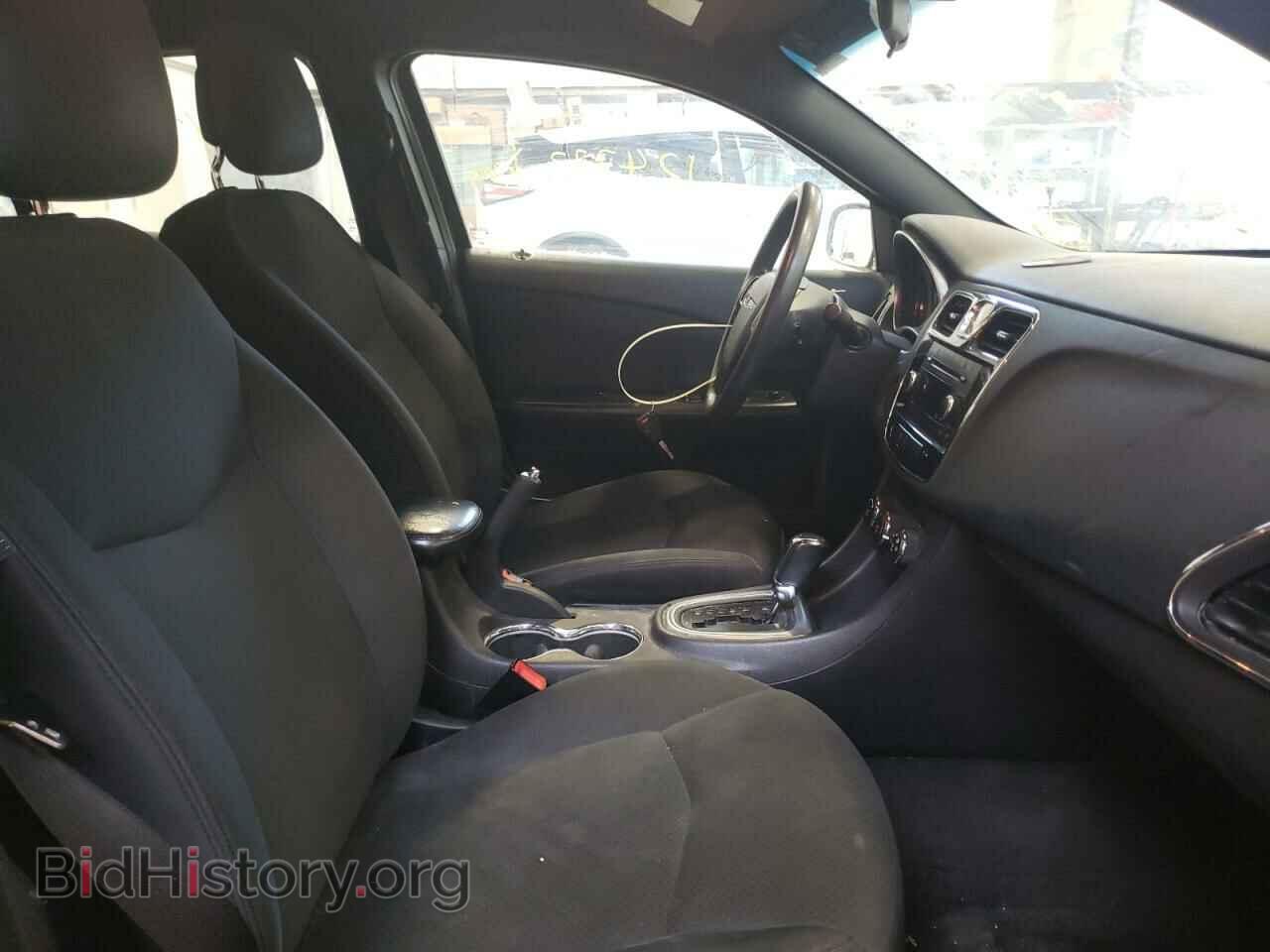 2012 CHRYSLER 200 - VIN: 1C3CCBAB7CN117313 - Фото 5