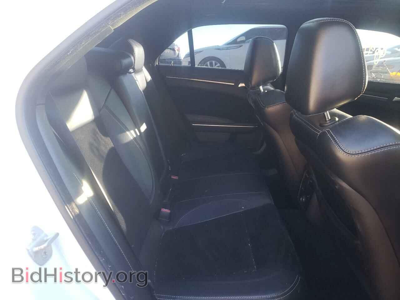 2014 CHRYSLER 300 - VIN: 2C3CCAFJ4EH256871 - Фото 6