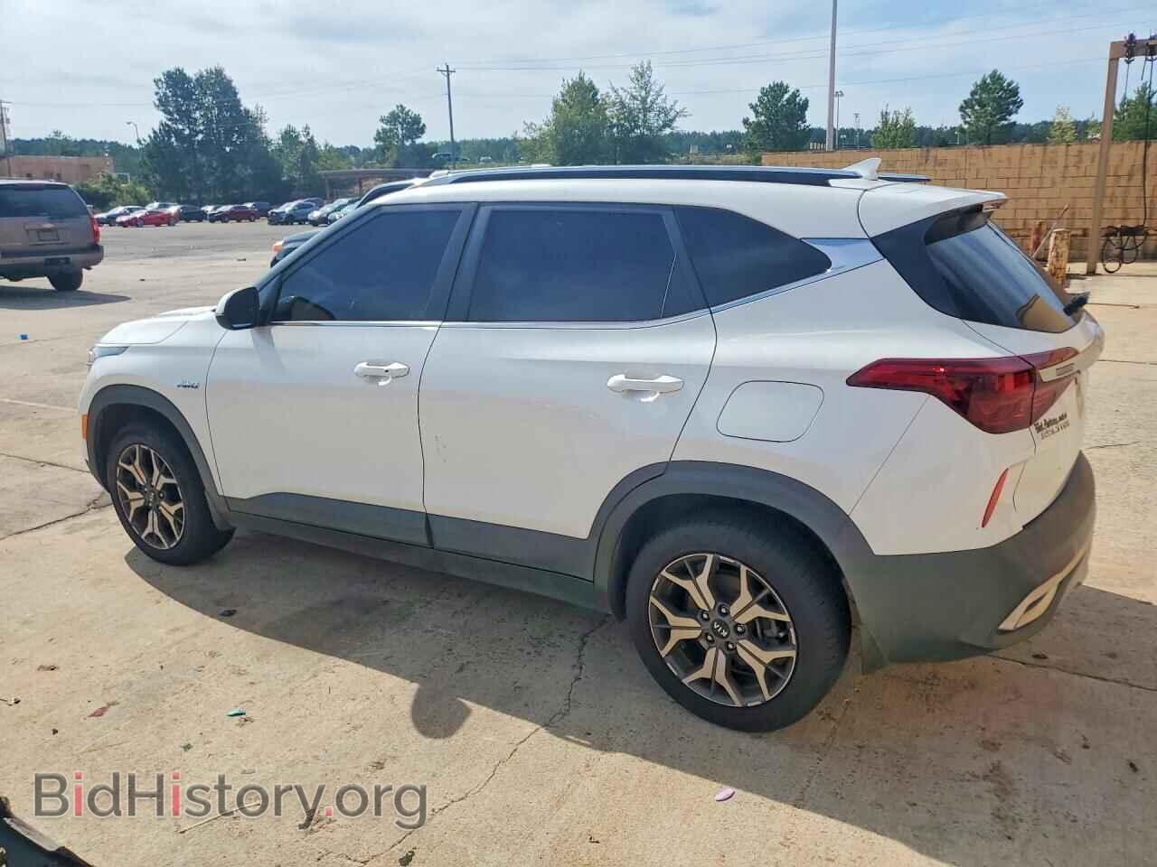2021 KIA SELTOS - VIN: KNDERCAA4M7103343 - Фото 2