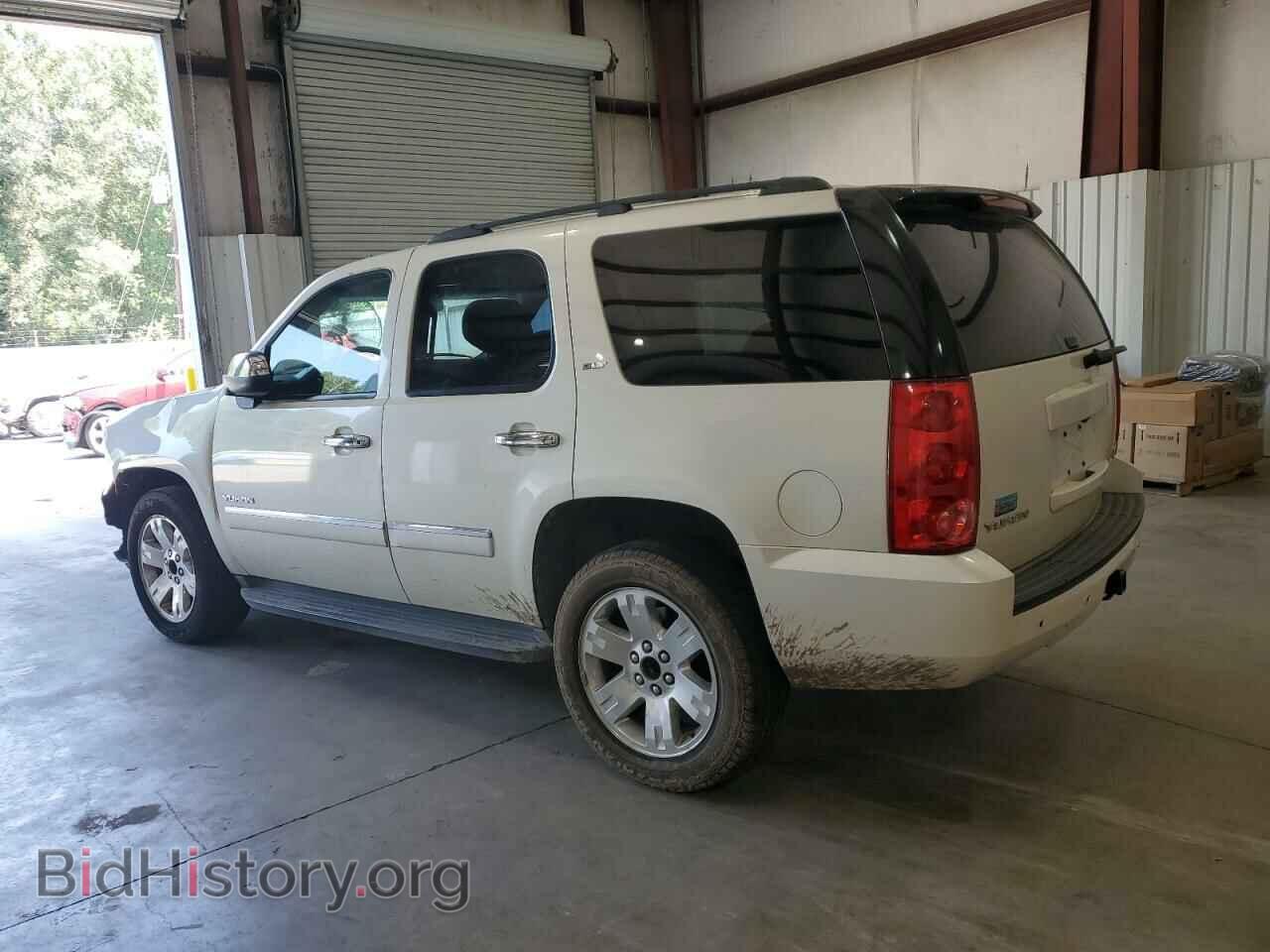 2011 GMC YUKON - VIN: 1GKS1CE01BR273256 - Фото 2