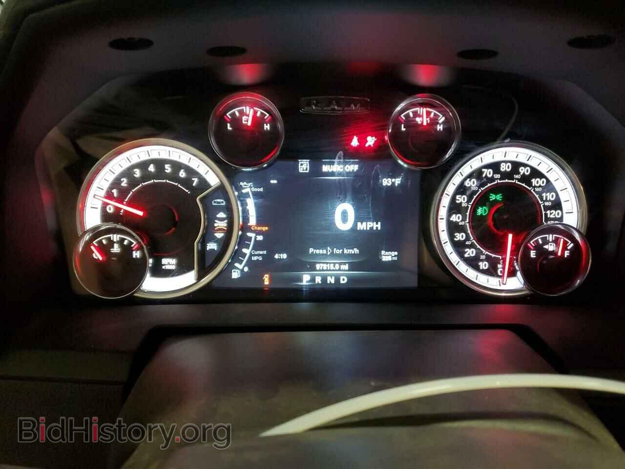 2018 RAM 1500 - VIN: 1C6RR7MT4JS184768 - Фото 9