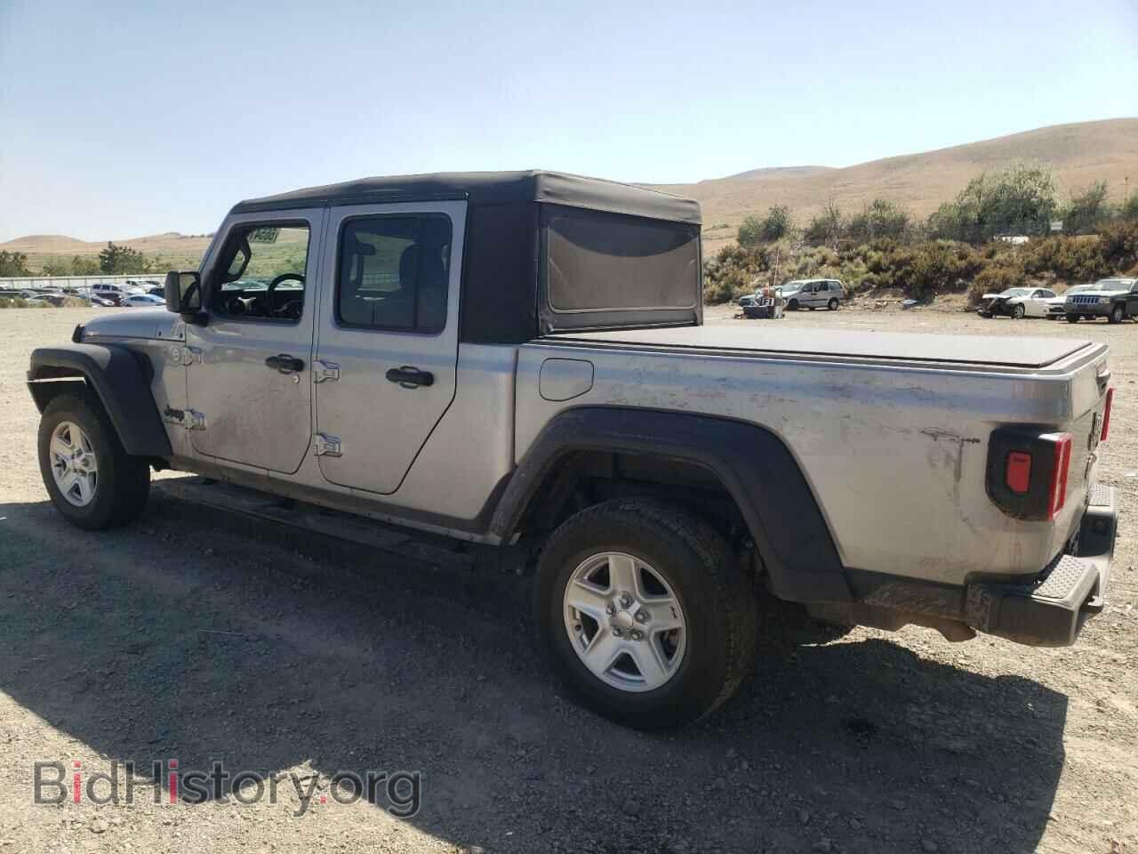 2020 JEEP GLADIATOR - VIN: 1C6HJTAG5LL131321 - Photo 2