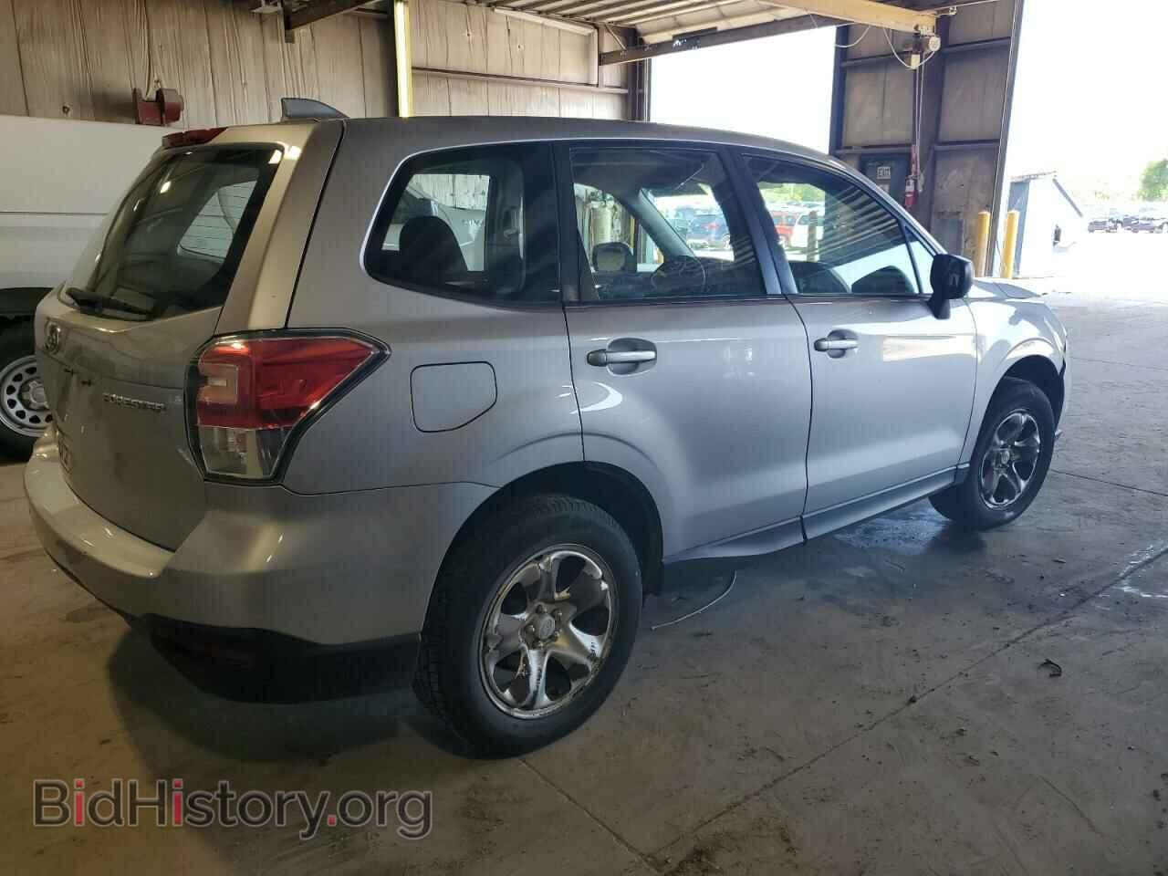2017 SUBARU FORESTER - VIN: JF2SJAAC6HH543176 - Фото 3