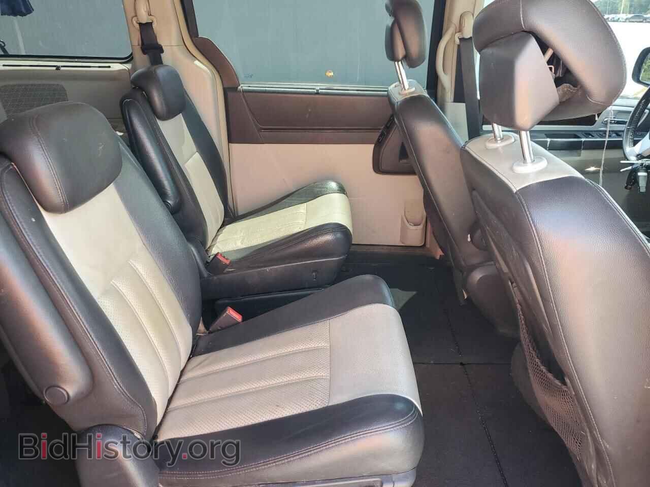 2010 CHRYSLER MINIVAN - VIN: 2A4RR8DX6AR496216 - Фото 11