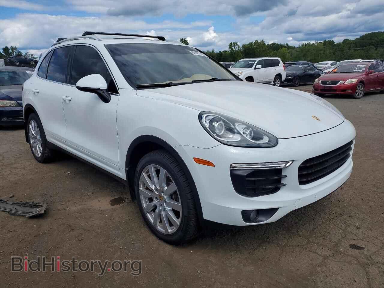 2016 PORSCHE CAYENNE - VIN: WP1AA2A20GLA10841 - Photo 4