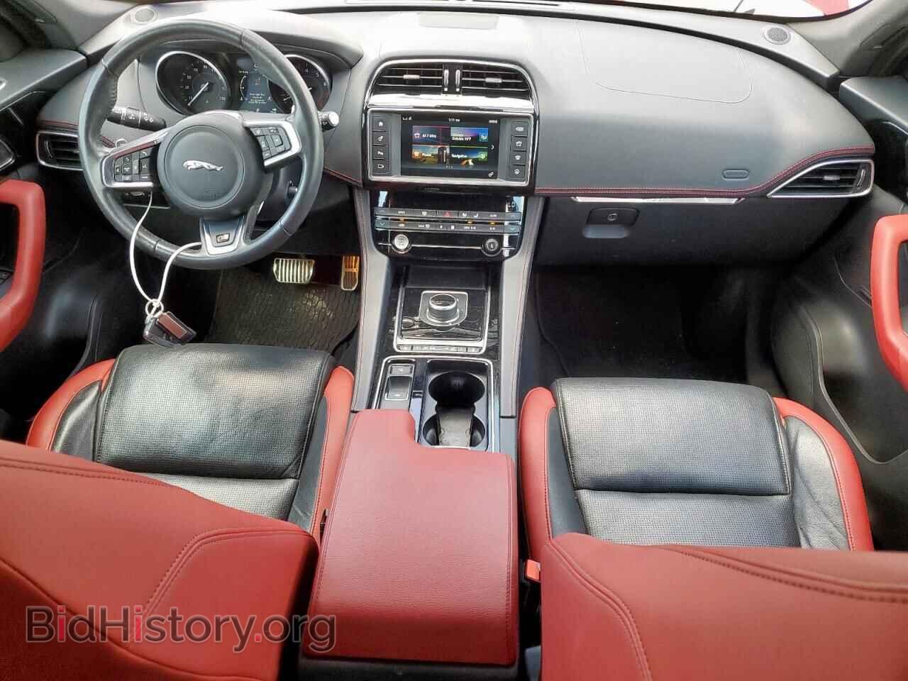 2018 JAGUAR F-PACE - VIN: SADCM2FV4JA279727 - Photo 8