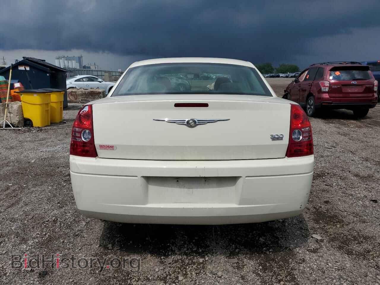 2009 CHRYSLER 300 - VIN: 2C3KA43DX9H619620 - Фото 6