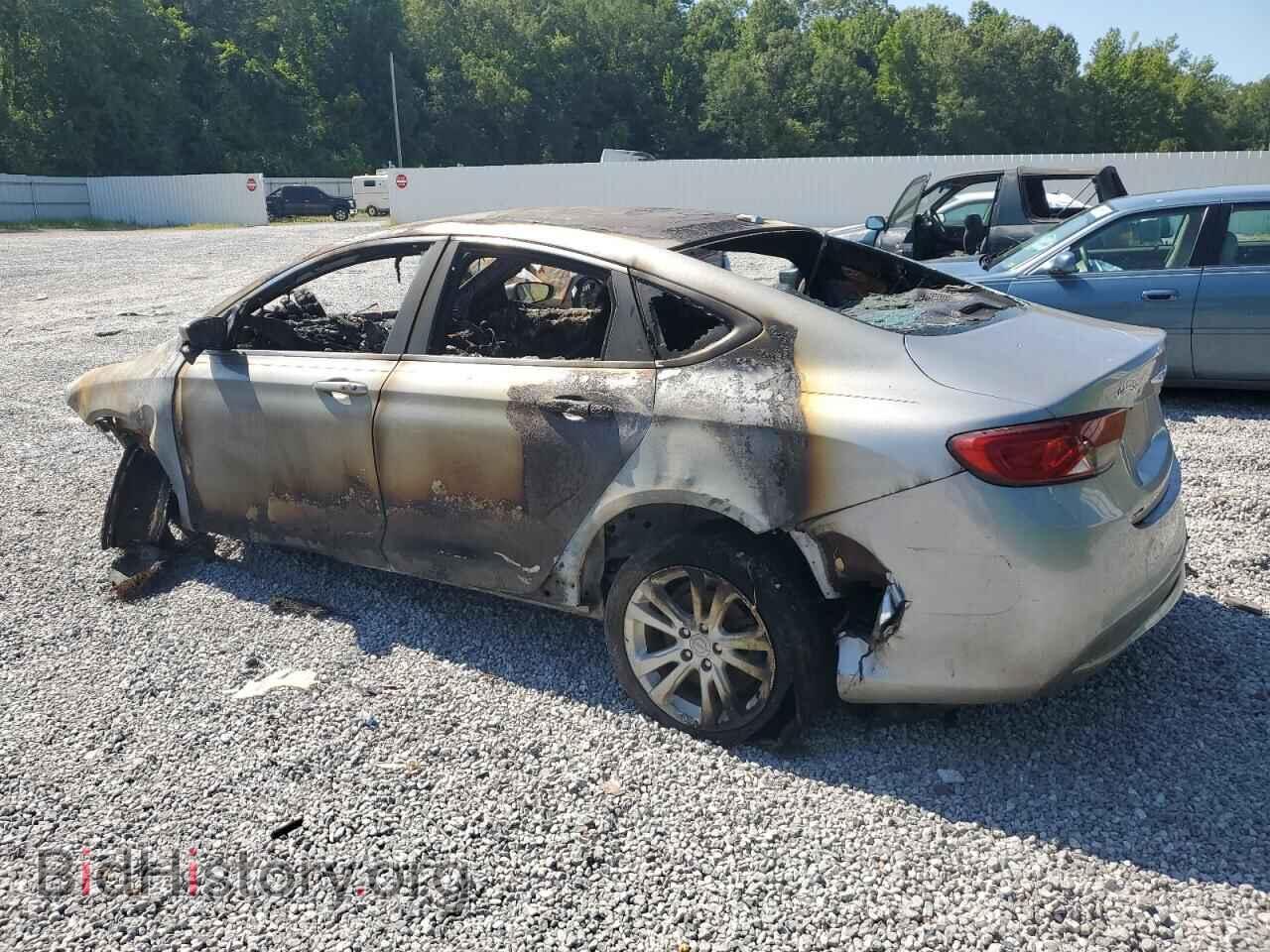 2015 CHRYSLER 200 - VIN: 1C3CCCAB3FN670521 - Фото 2