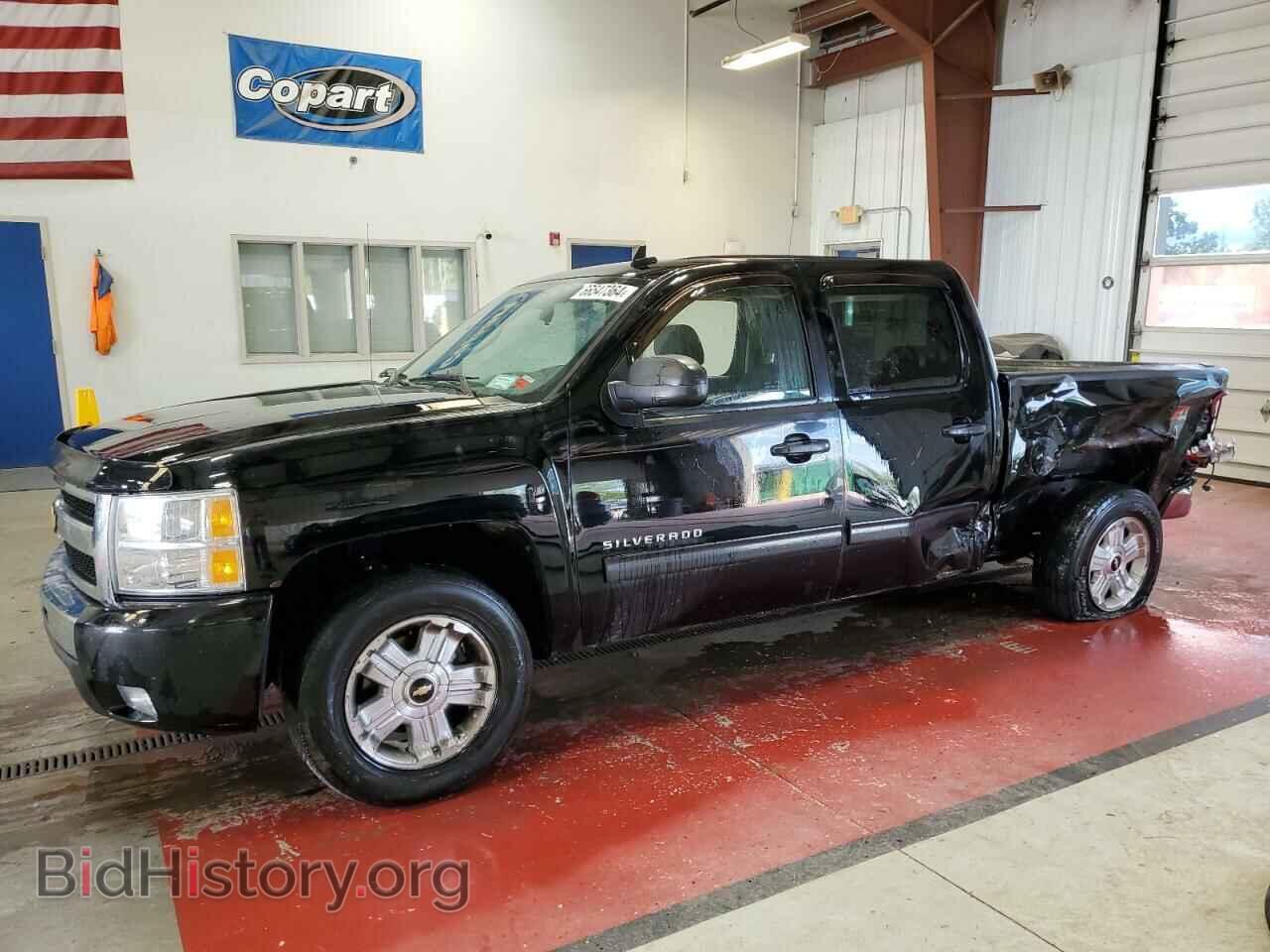 Photo 3GCPKSE33BG365424 - CHEVROLET ALL Models 2011