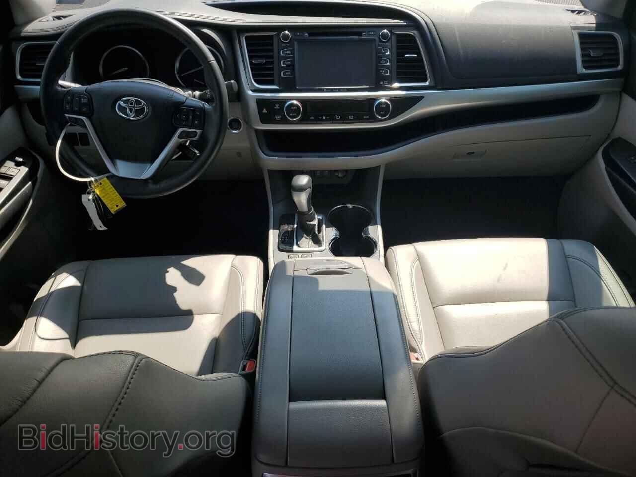 2018 TOYOTA HIGHLANDER - VIN: 5TDKZRFH7JS533705 - Фото 8