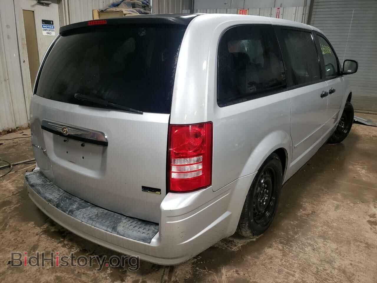 2008 CHRYSLER MINIVAN - VIN: 2A8HR44H48R724901 - Фото 4