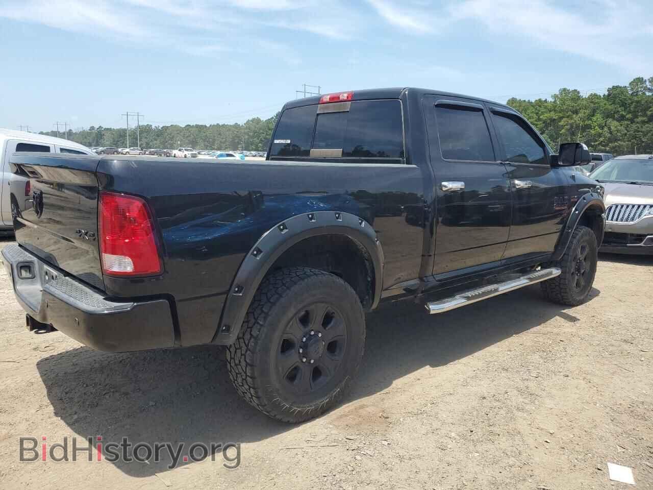 2017 RAM All Models - VIN: 3C6UR5DJ0HG518504 - Photo 3