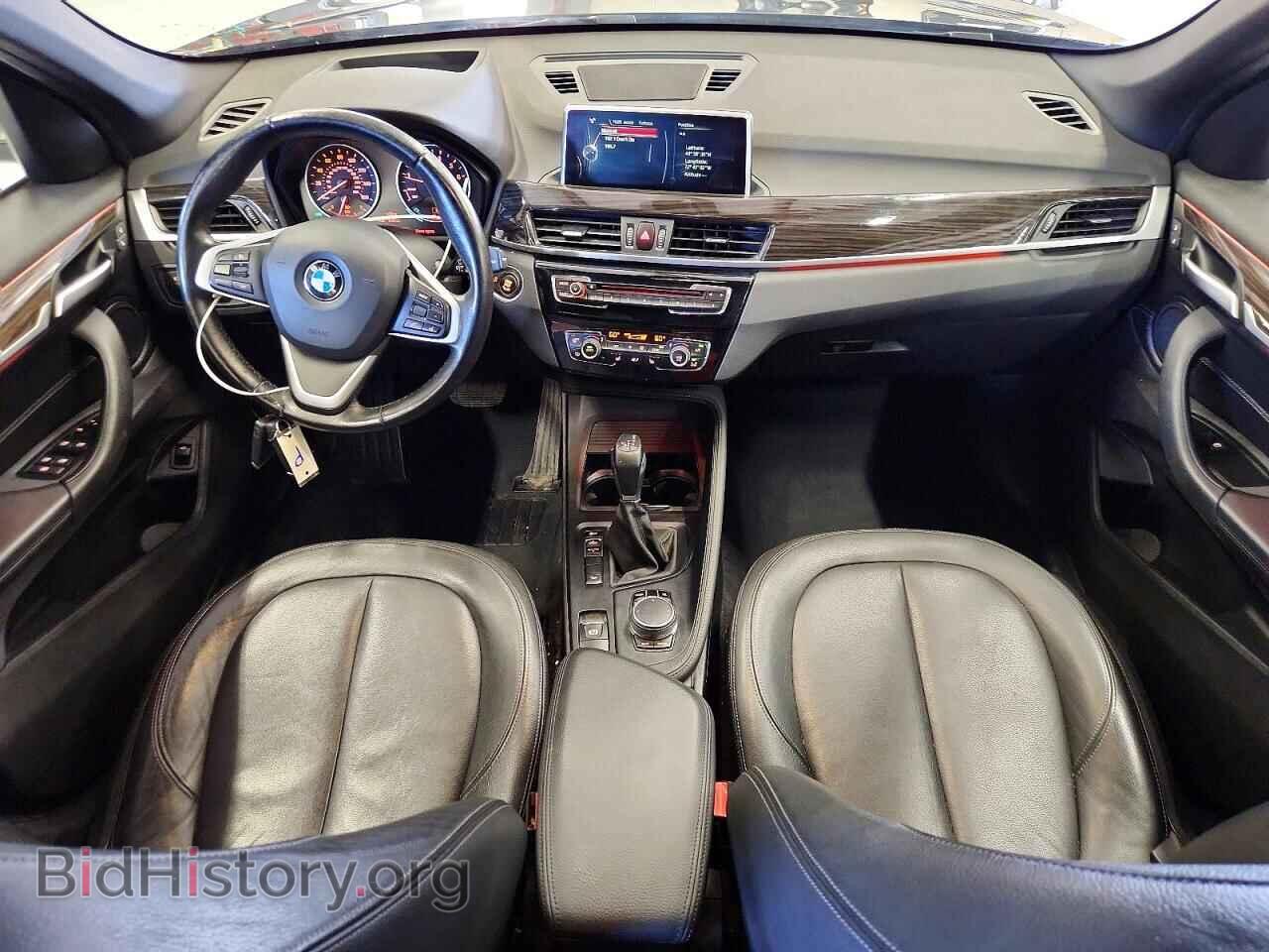 2017 BMW X1 - VIN: WBXHT3C37H5F85875 - Фото 8