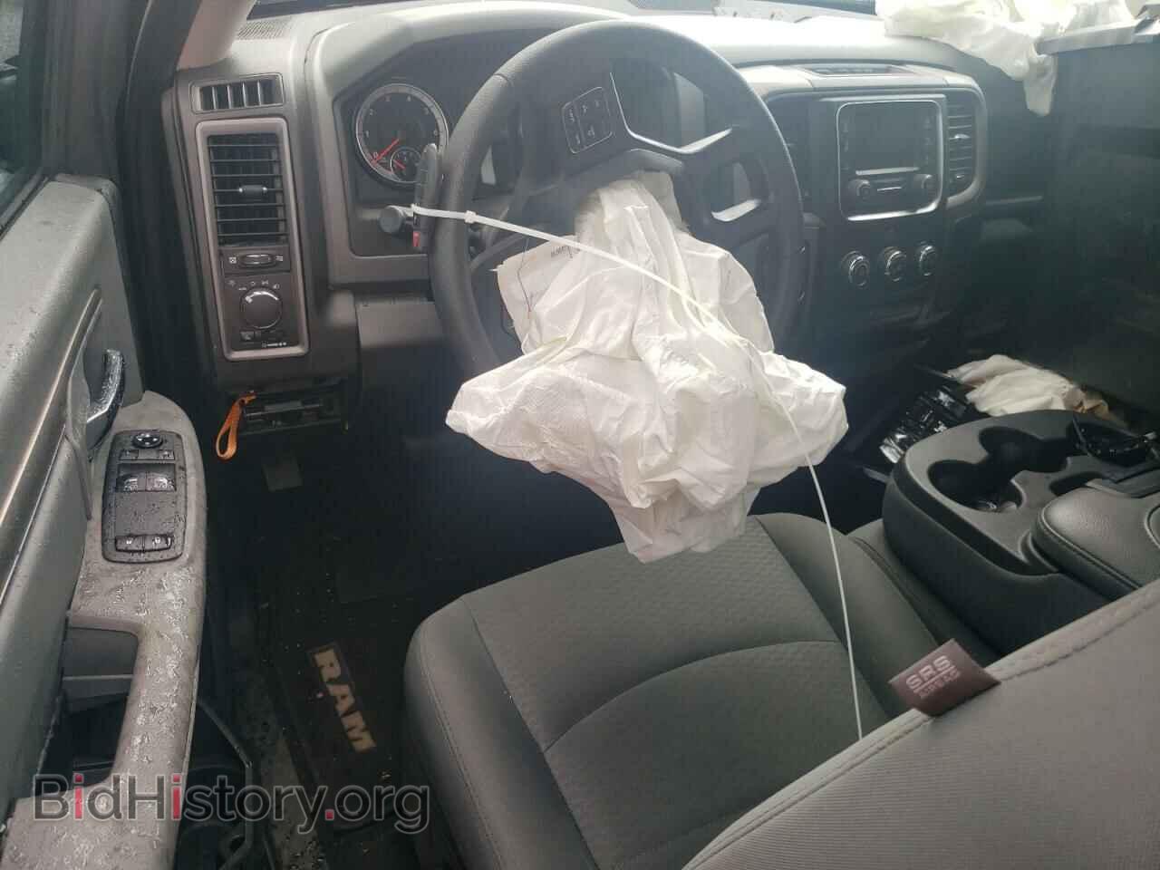 2019 RAM 1500 - VIN: 3C6JR6AT1KG722749 - Фото 8