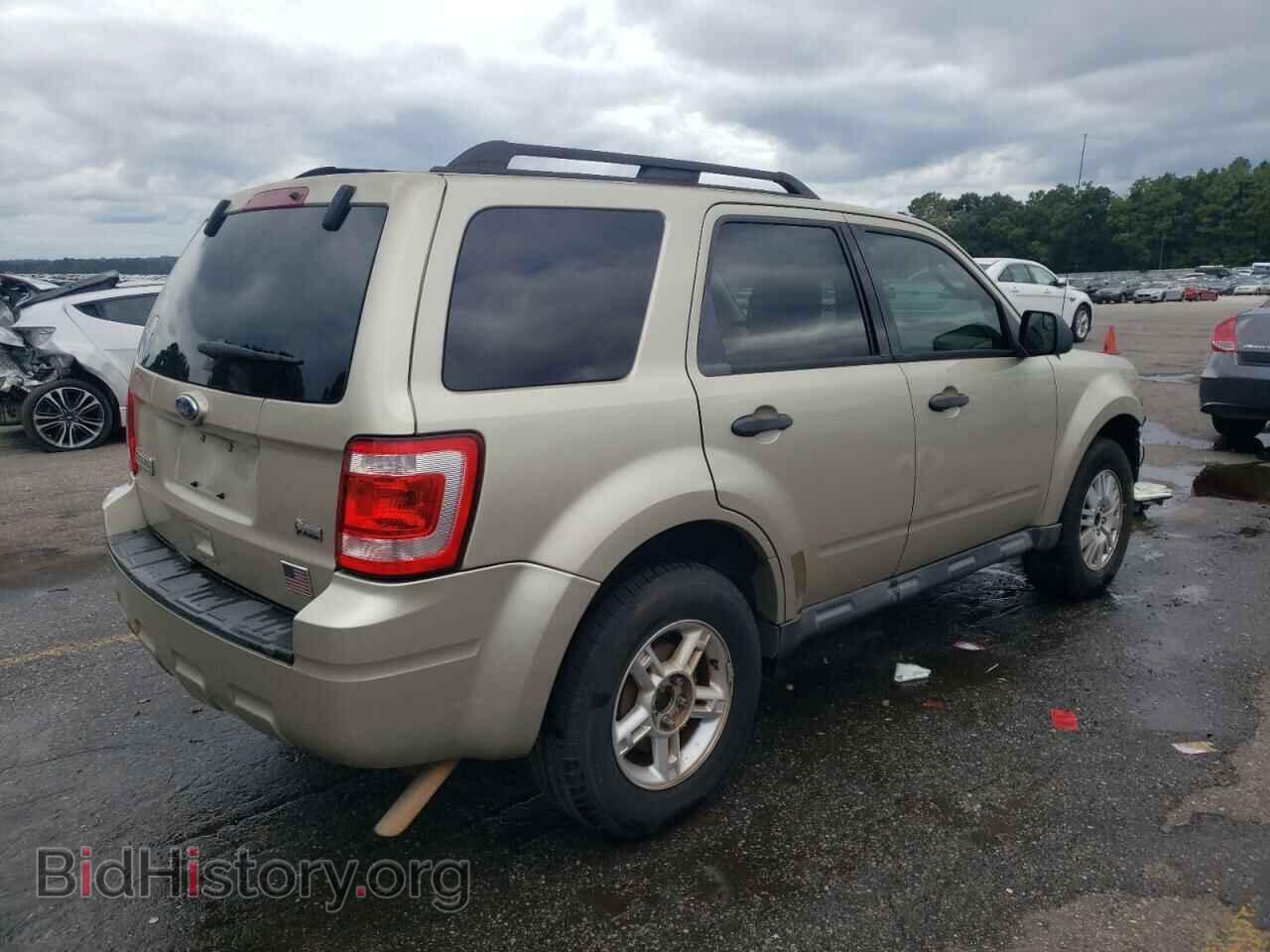 2010 FORD ESCAPE - VIN: 1FMCU0DG1AKC41916 - Фото 3