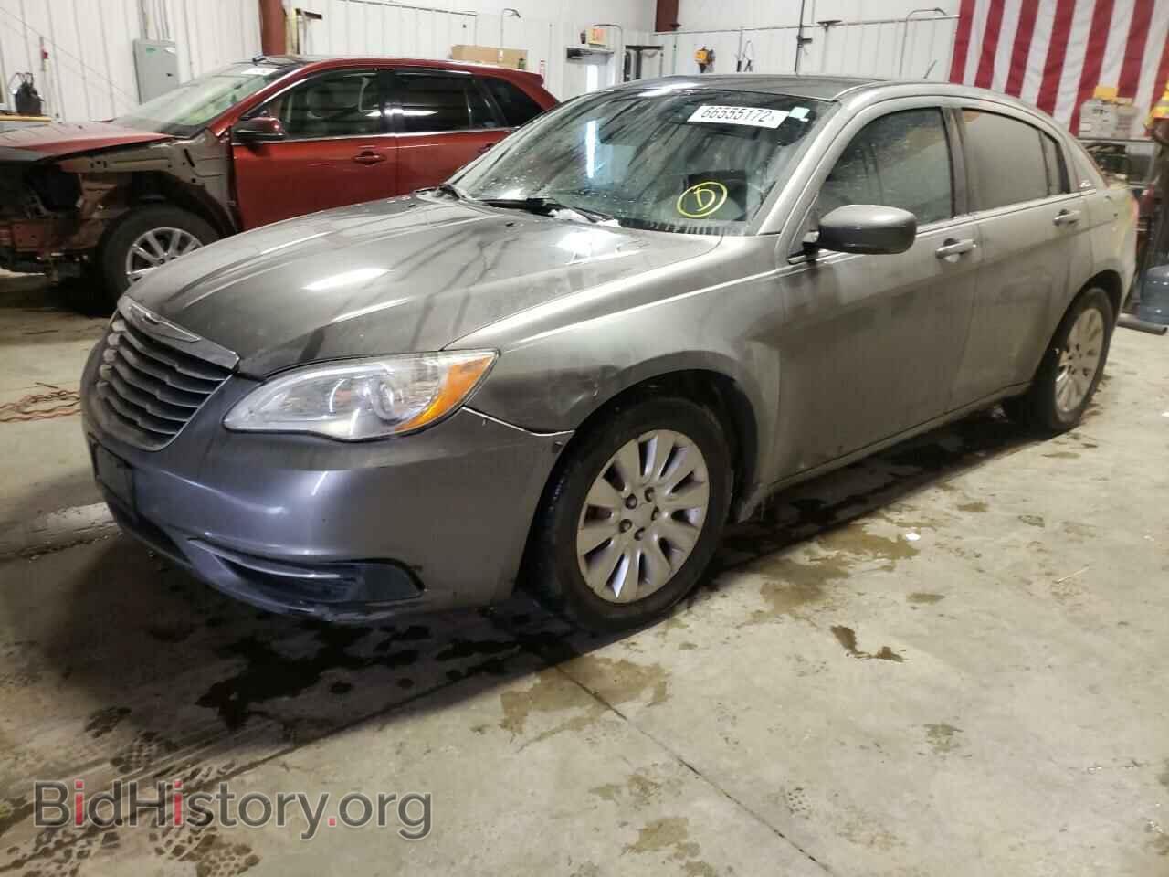 2012 CHRYSLER 200 - VIN: 1C3CCBAB2CN318892 - Фото 2