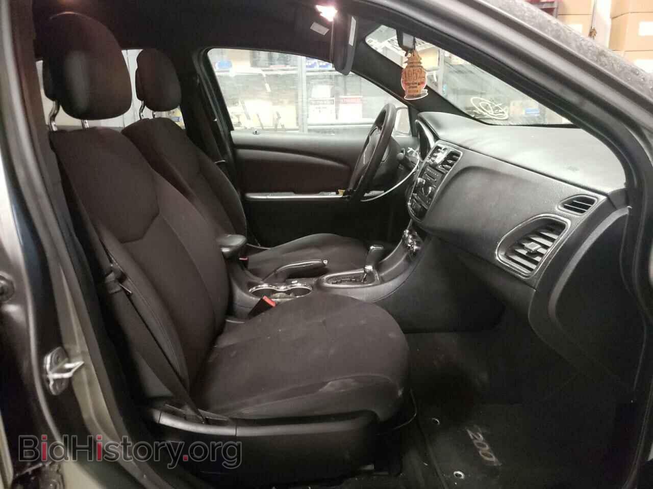 2012 CHRYSLER 200 - VIN: 1C3CCBAB2CN318892 - Фото 5