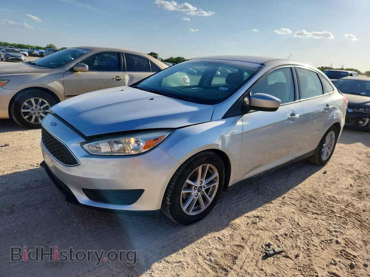 Photo 1FADP3F26JL240232 - FORD FOCUS 2018