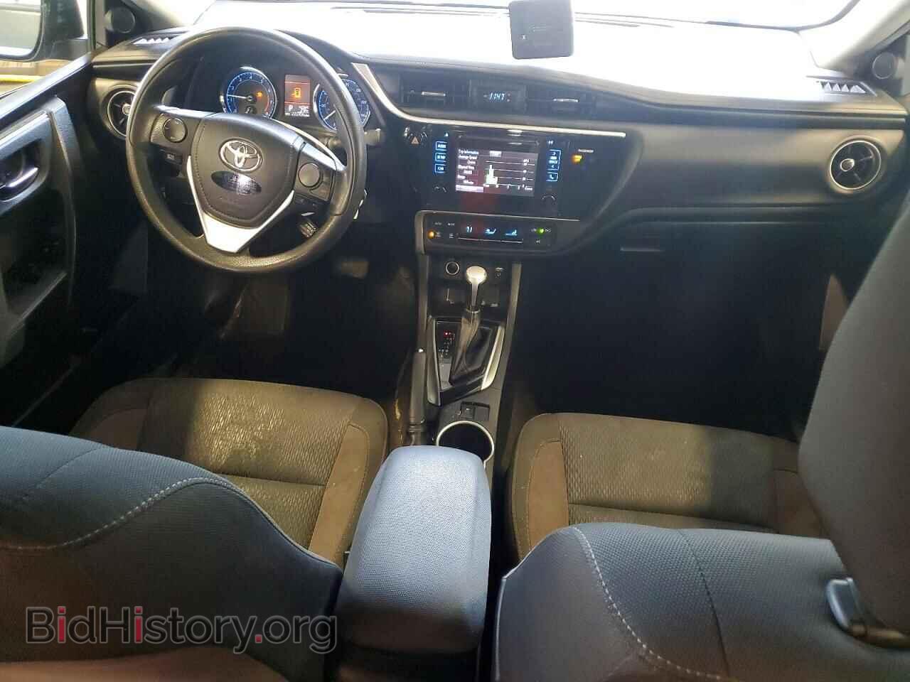 2017 TOYOTA COROLLA - VIN: 2T1BURHE2HC898944 - Фото 8