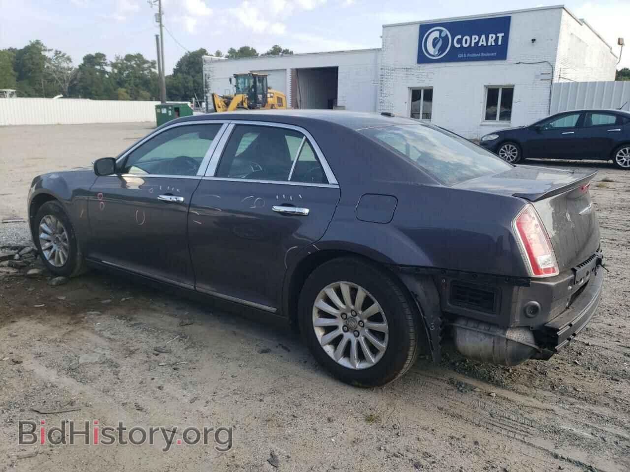 2013 CHRYSLER 300 - VIN: 2C3CCAAG1DH732326 - Фото 2