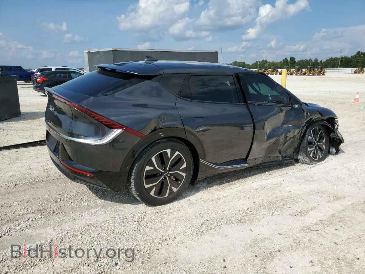 2023 KIA EV6 LIGHT - VIN: KNDC34LA2P5603383 - Photo 3