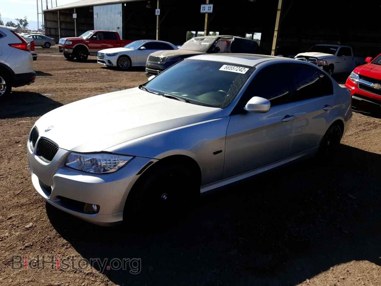 Фотография WBAPH5C52BF094018 - BMW 3 SERIES 2011