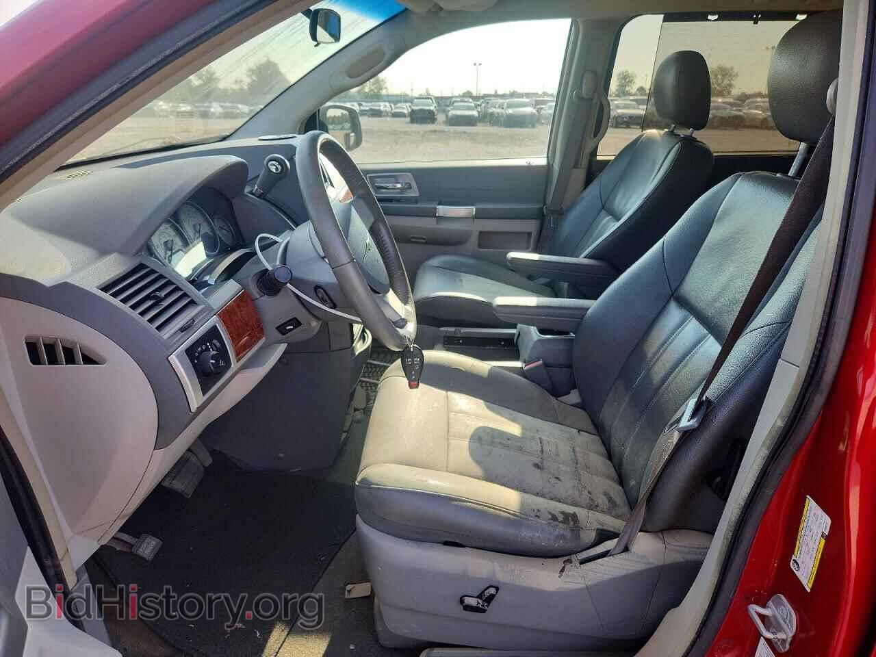 2008 CHRYSLER MINIVAN - VIN: 2A8HR54P58R635707 - Фото 7
