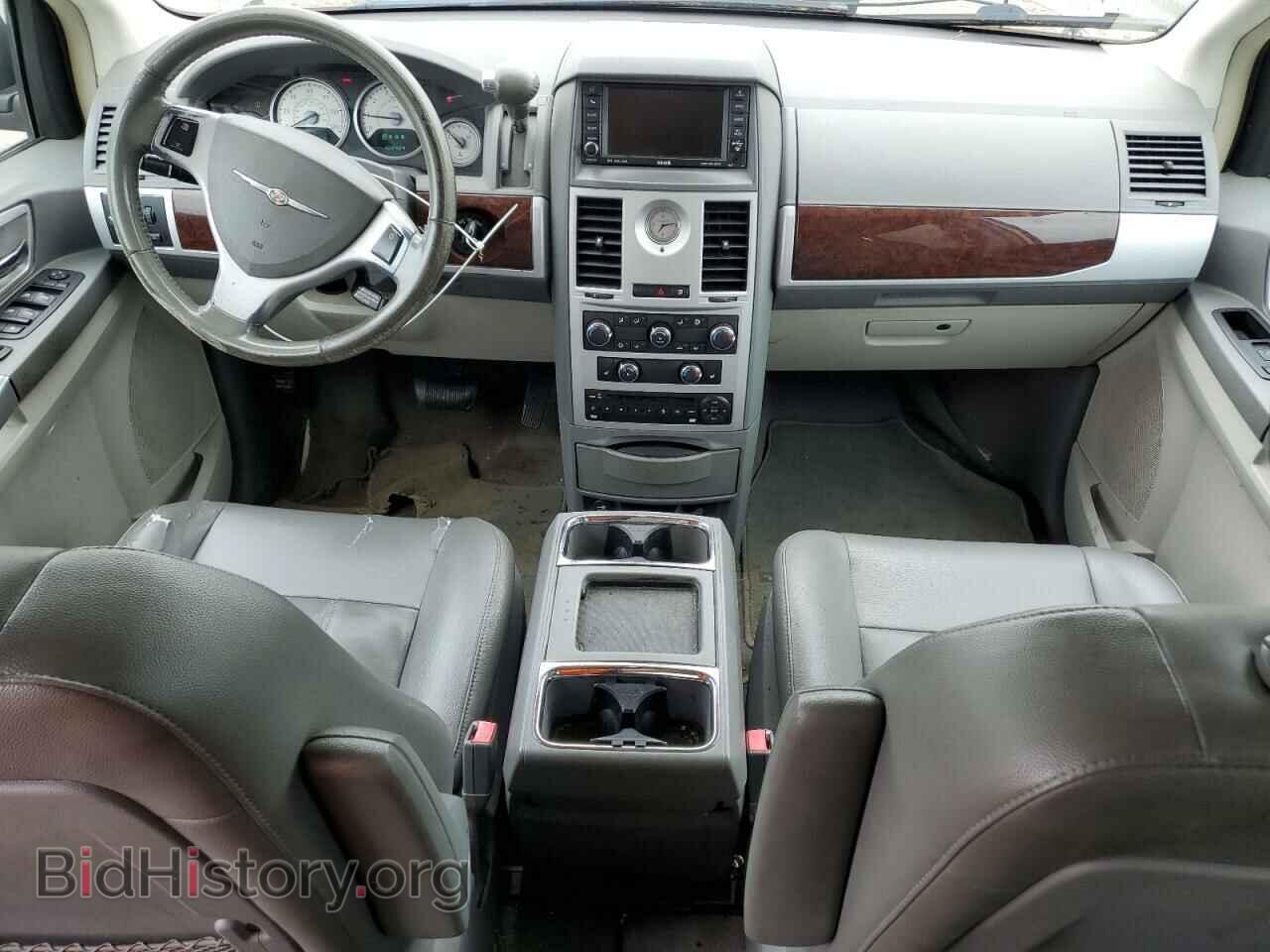 2010 CHRYSLER MINIVAN - VIN: 2A4RR5D13AR157066 - Фото 8
