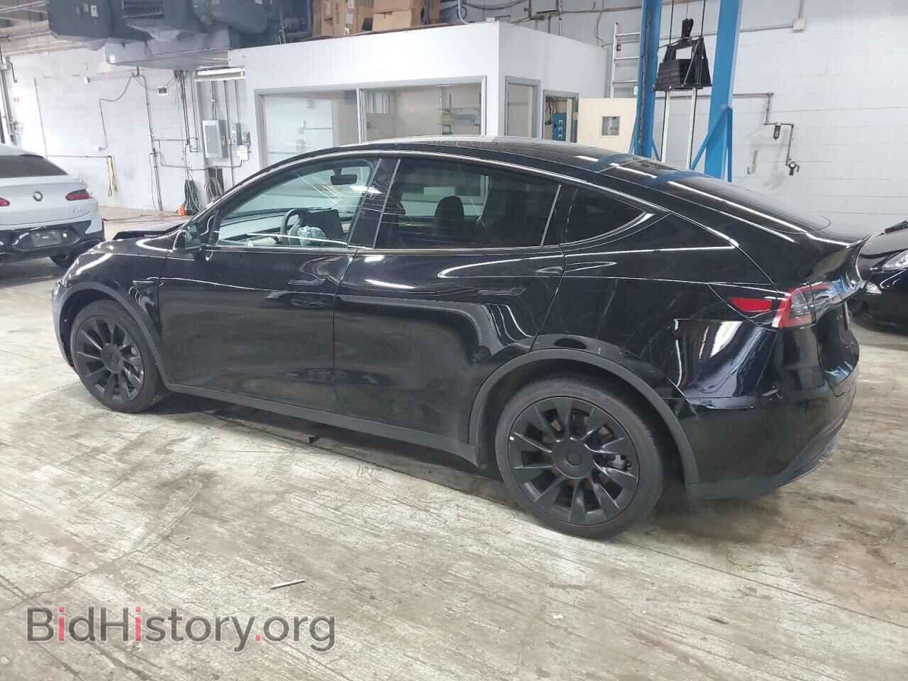 2023 TESLA MODEL Y - VIN: 7SAYGDEE4PA042256 - Фото 2