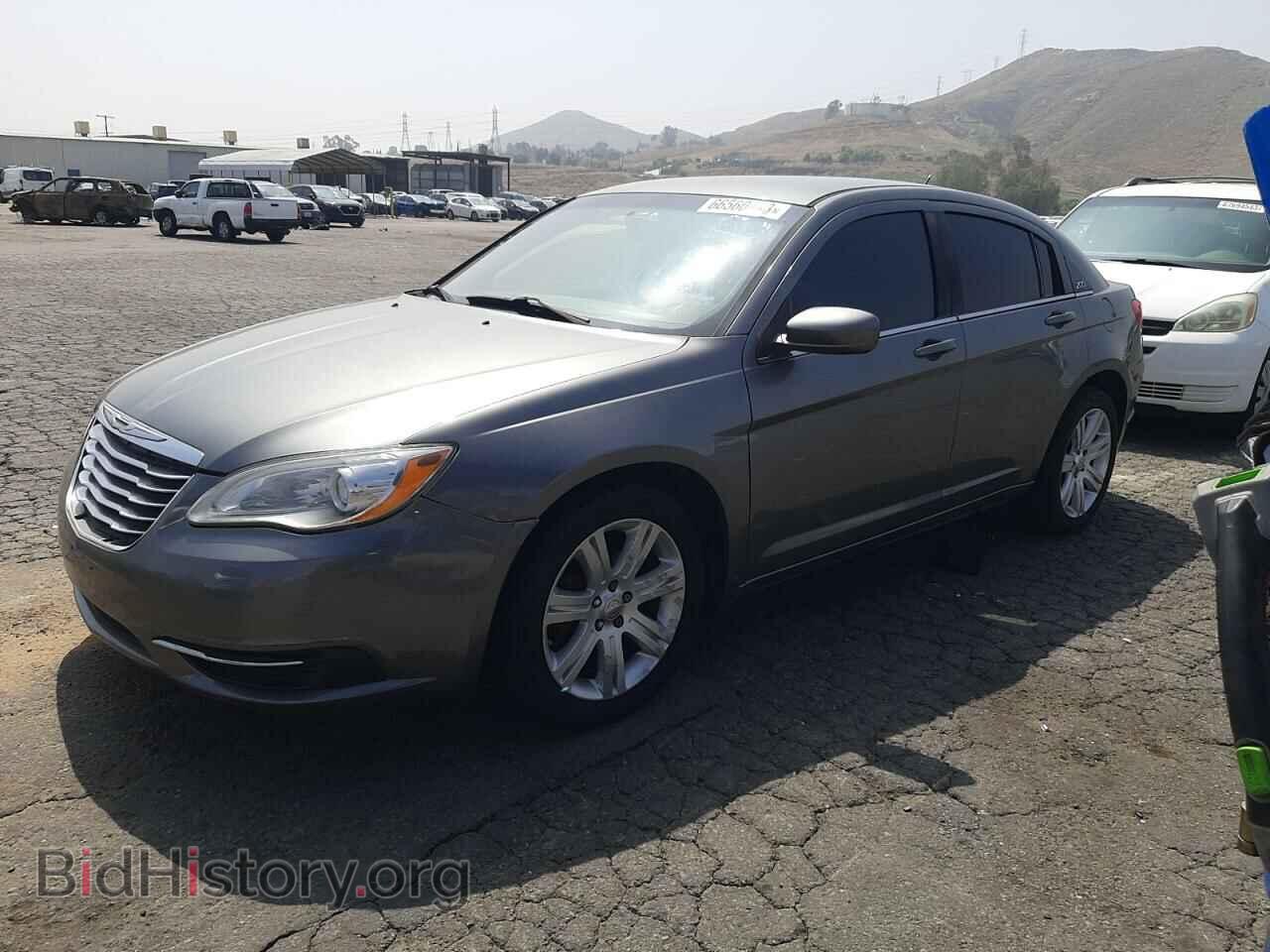 Фотография 1C3CCBBB7DN538352 - CHRYSLER 200 2013