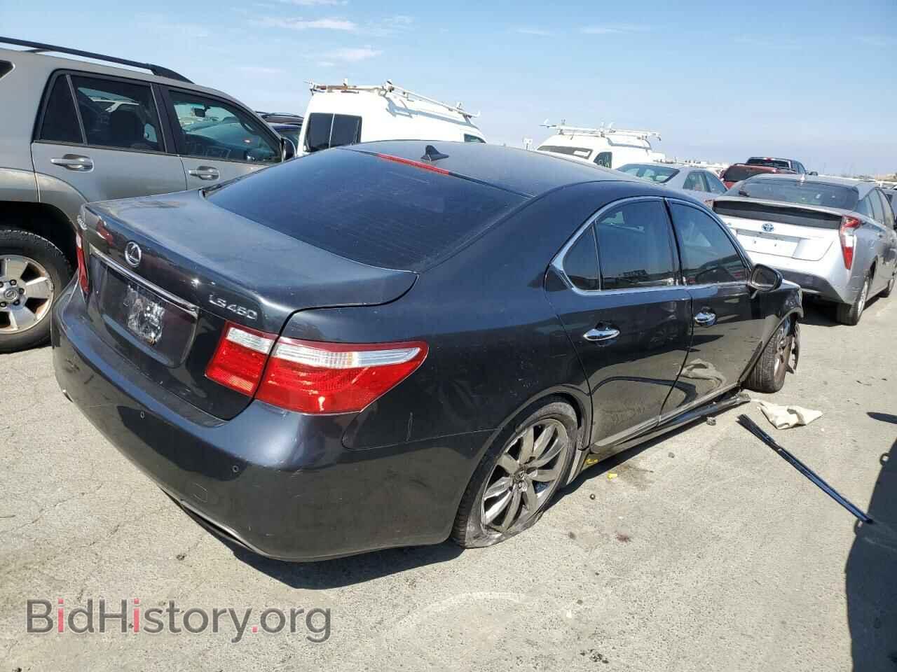 2007 LEXUS LS460 - VIN: JTHBL46F975007902 - Photo 3