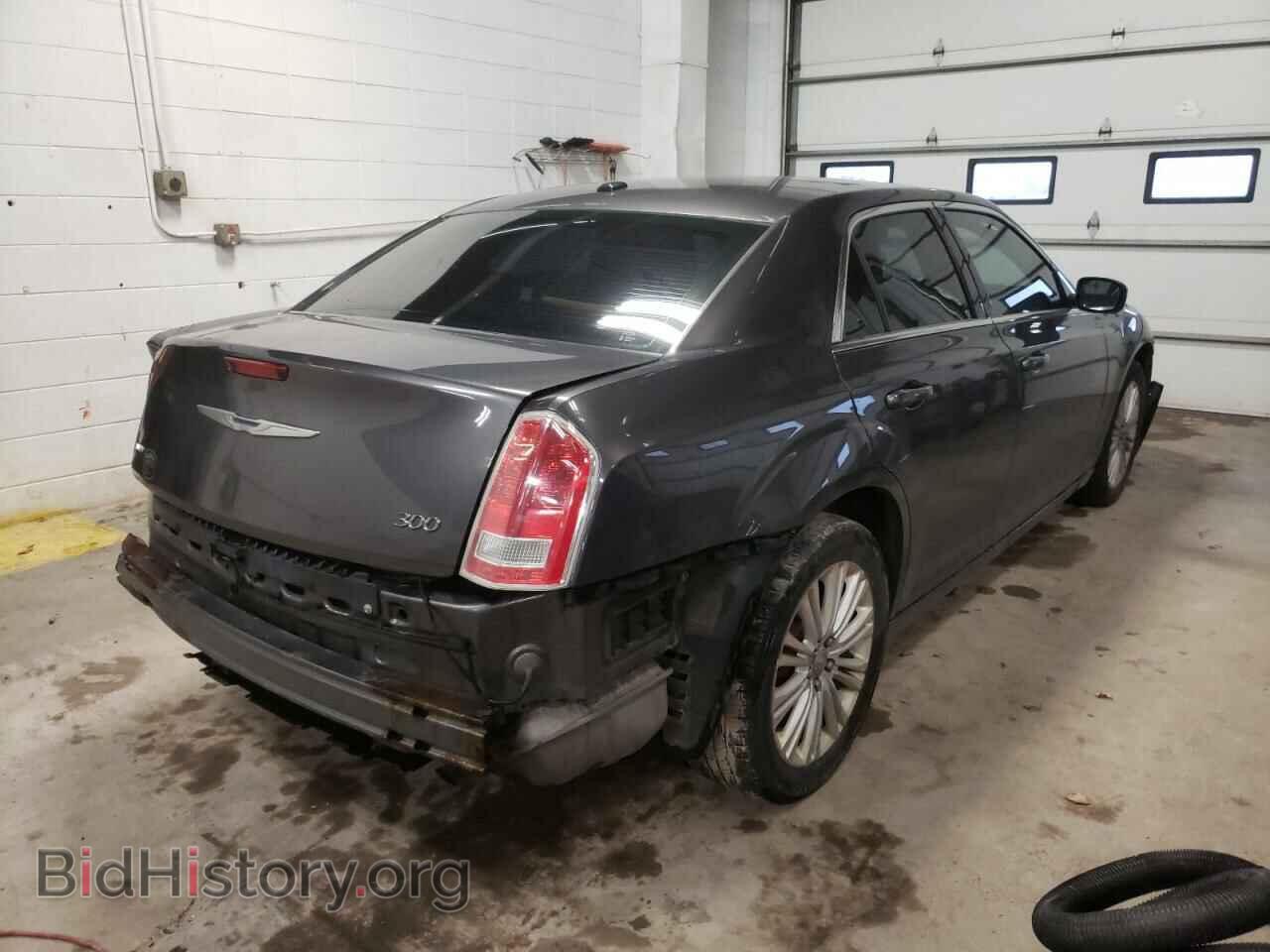 2014 CHRYSLER 300 - VIN: 2C3CCARG4EH183887 - Фото 4